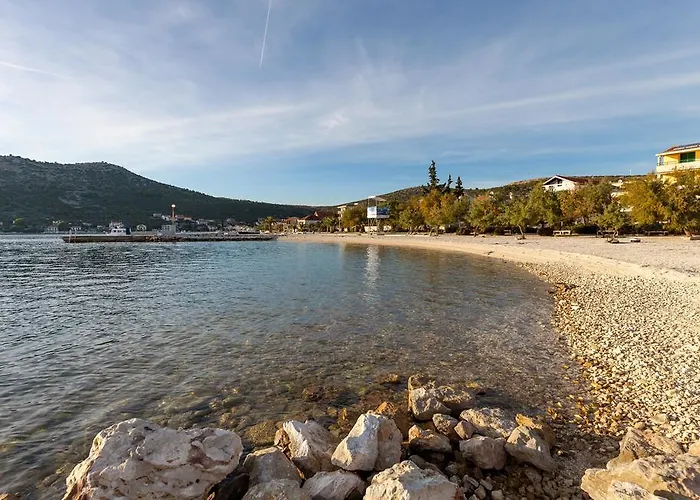 Apartman Davor & Davorka Marina
