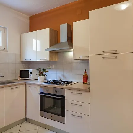Apartment Davor & Davorka