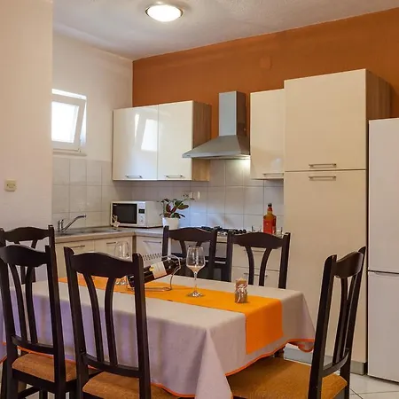 Apartment Davor & Davorka